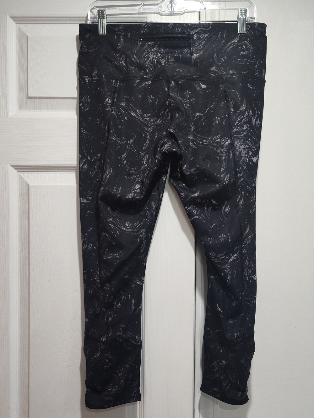 Lululemon Black Marble Swirl Print High-Waist Leggings In Size 10 - Picture 2 of 11